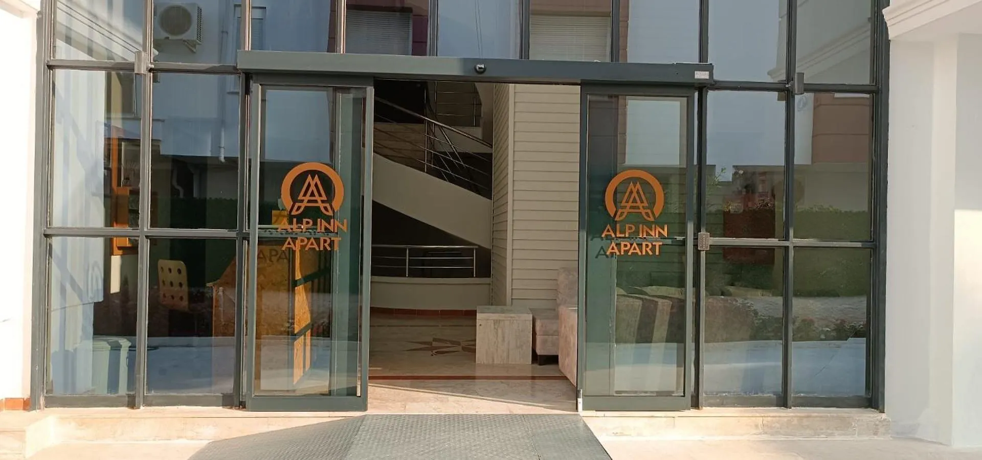 Alpinn Apart Hotel Antalya Turquía